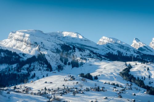 LBK602-3656-Winterliche-Churfirsten-im-Morgenlicht