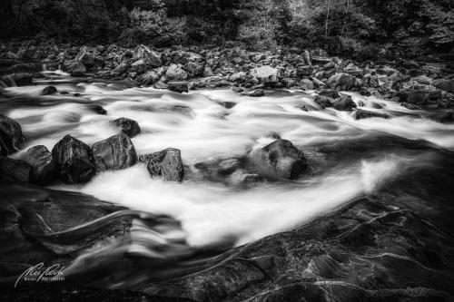 SWU010-08565-Fliessende-Verzasca-sw